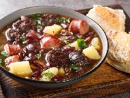 ����� ������� ����������� ���� � ������ ��� � ������ (Sopa da Pedra)